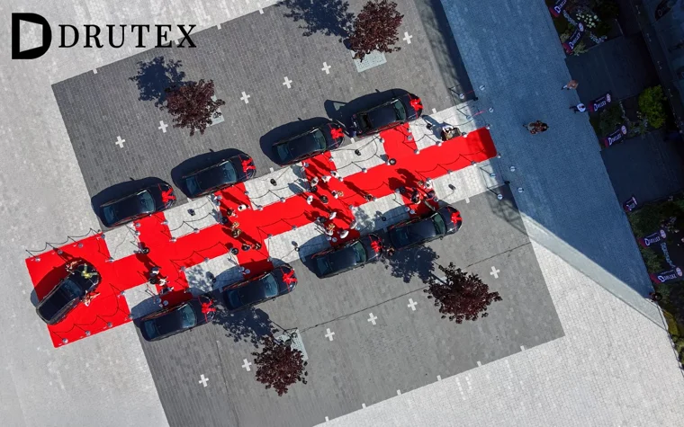 Drutex League: Kolejnych osiem aut trafiło do mistrzów sprzedaży
